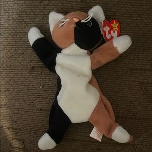 Ty beanie baby “chip” Plush Cat with Black, White, and Tan